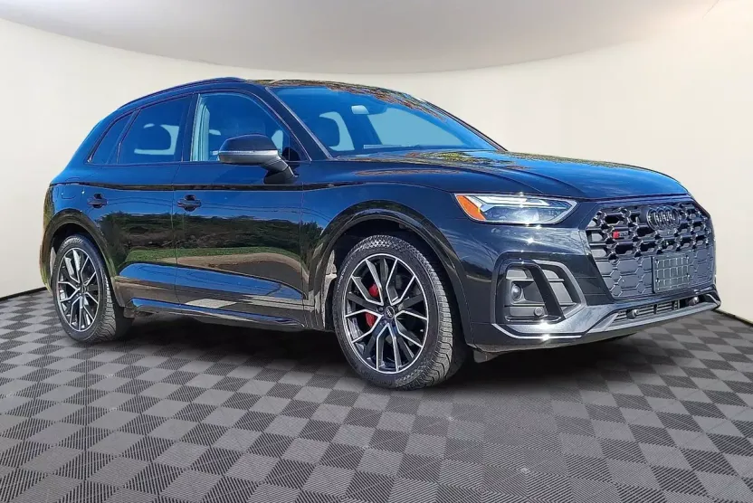 2023 Audi SQ5 Premium Plus photo 1