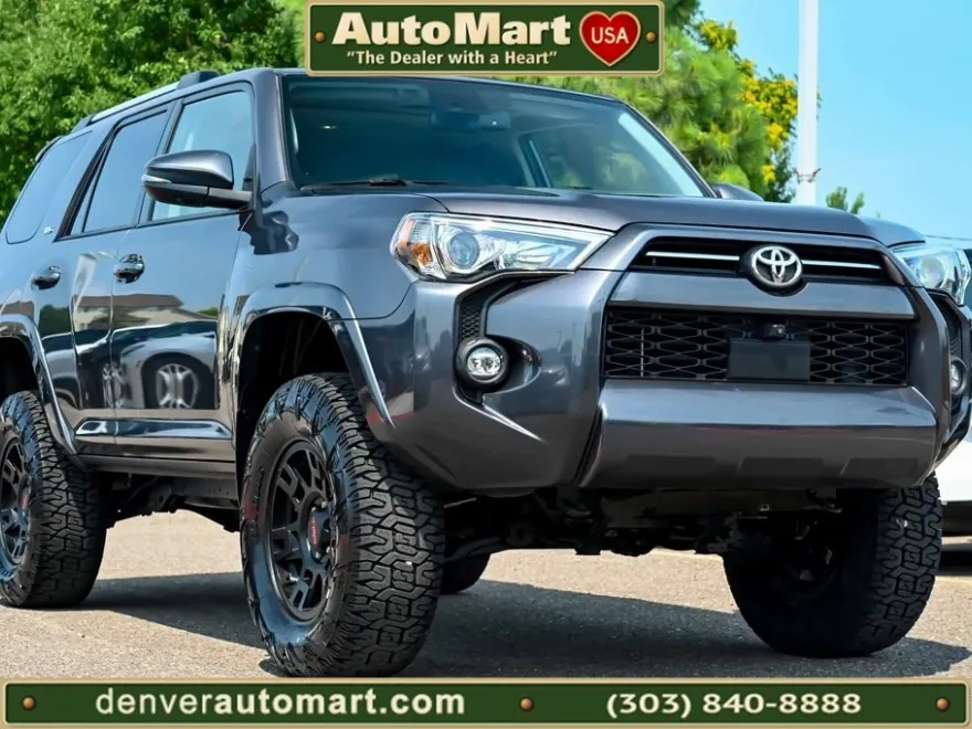 2023 Toyota 4Runner SR5 Premium photo 1