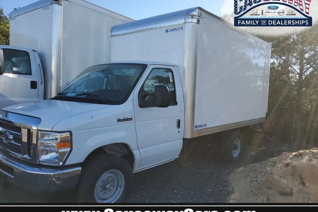 2024 Ford E-350 Base photo 1