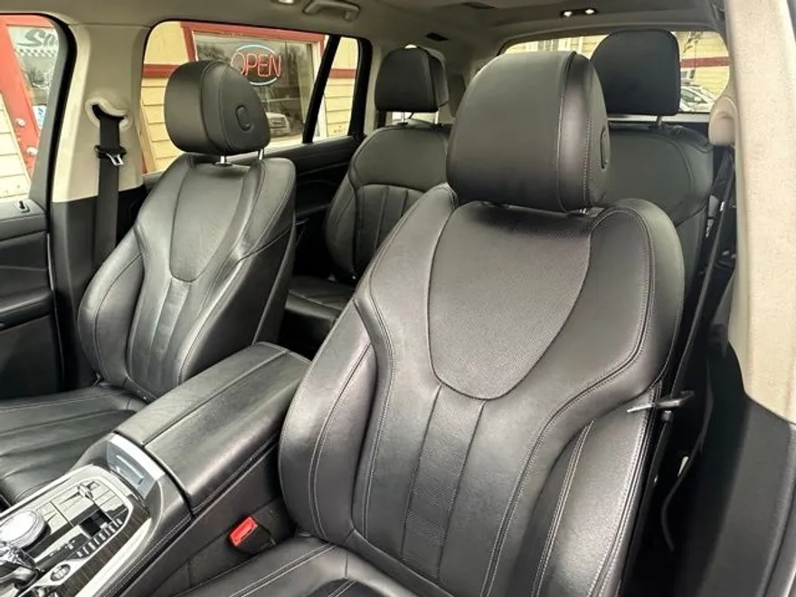 2020 Bmw X7 xDrive40i photo 2