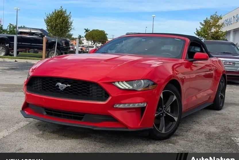 2018 Ford Mustang EcoBoost Convertible photo 1