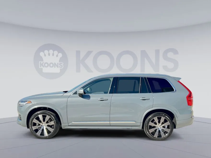 2023 Volvo XC90 Ultimate photo 1