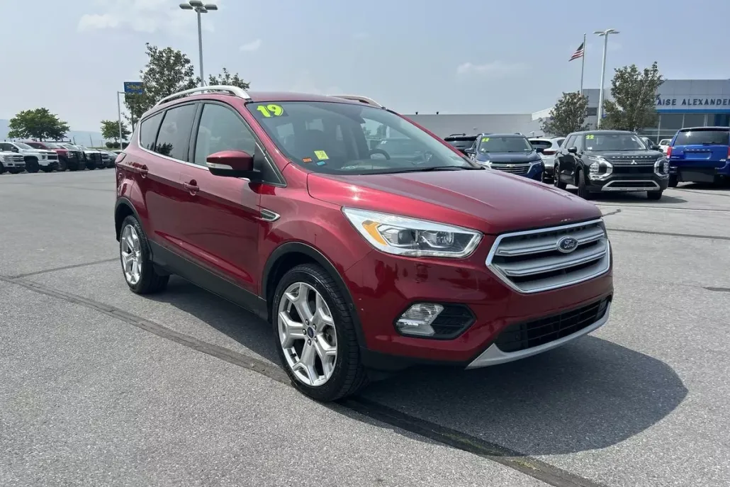 2019 Ford Escape Titanium photo 1