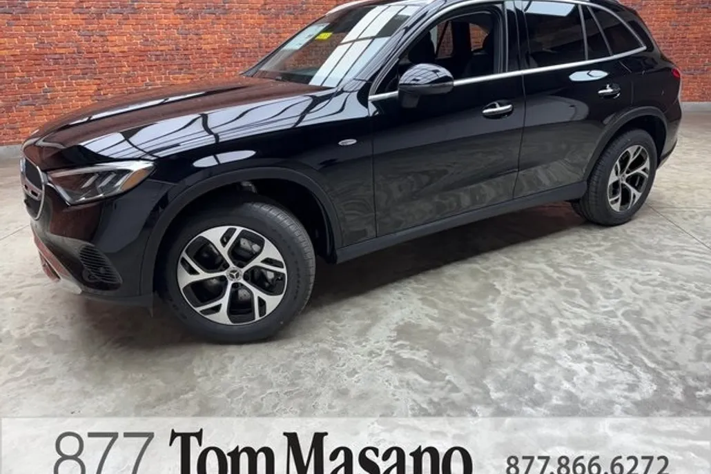2025 Mercedes Benz GLC 350e 4MATIC photo 1