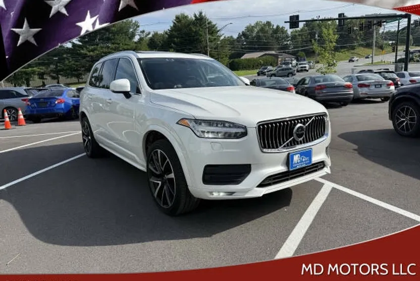 2021 Volvo XC90 T6 Momentum photo 1