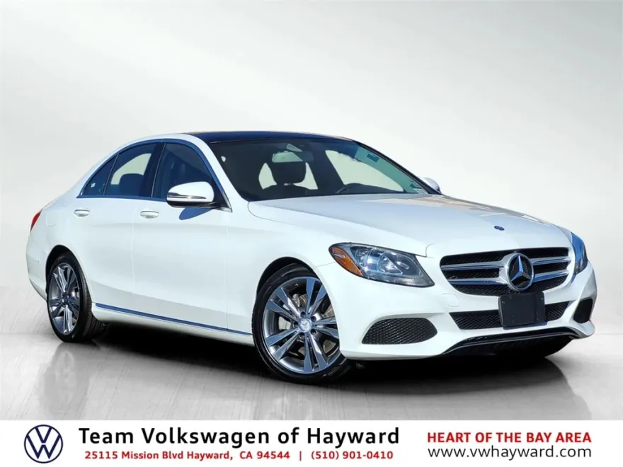 2016 Mercedes Benz C 300 photo 1