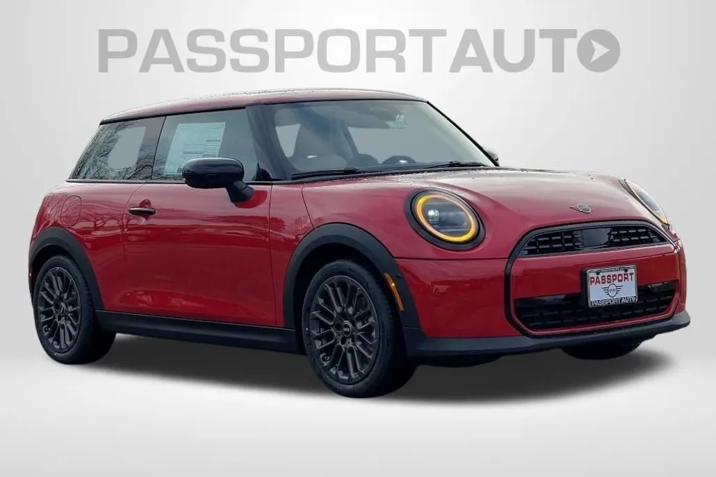 2025 Mini Cooper Signature photo 1