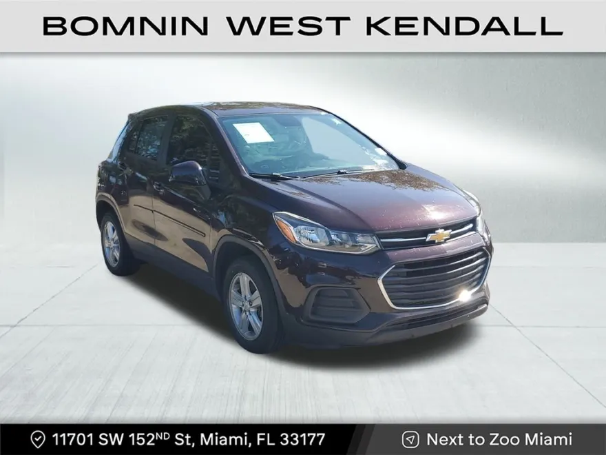 2021 Chevrolet Trax LS photo 1