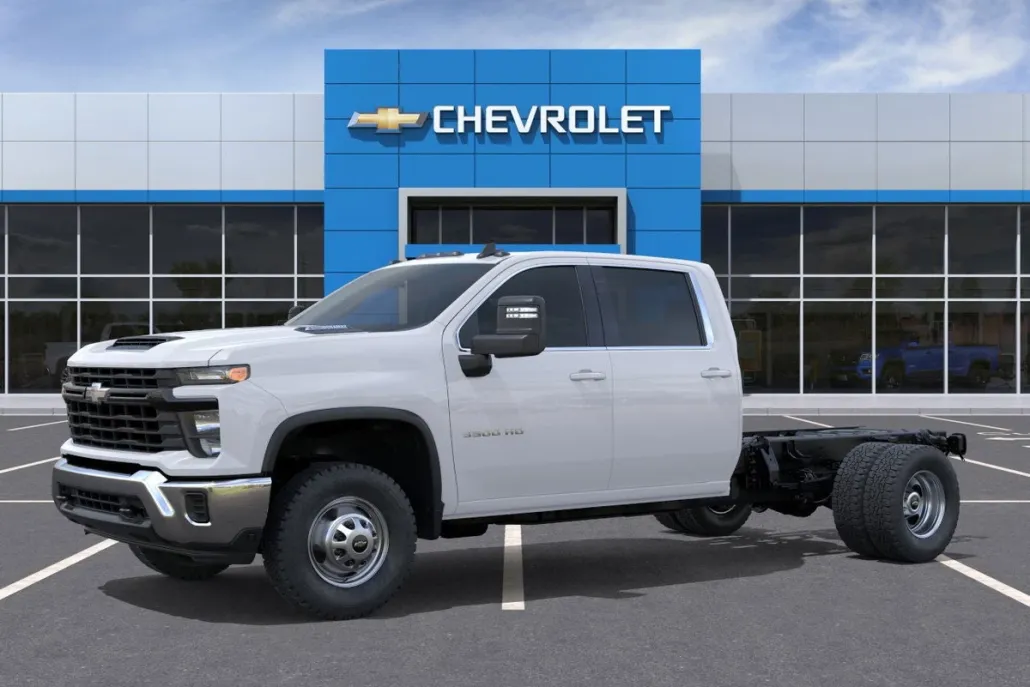 2025 Chevrolet Silverado 3500HD Work Truck photo 1
