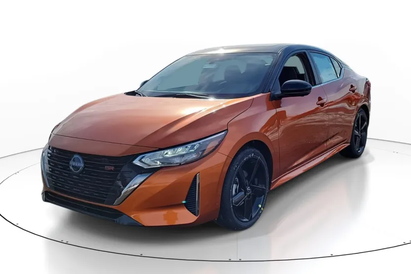 2025 Nissan Sentra SR photo 1