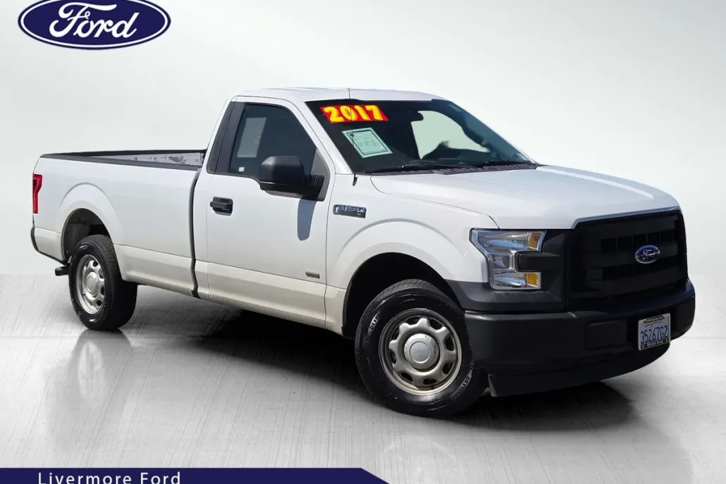 2017 Ford F-150 XL photo 1