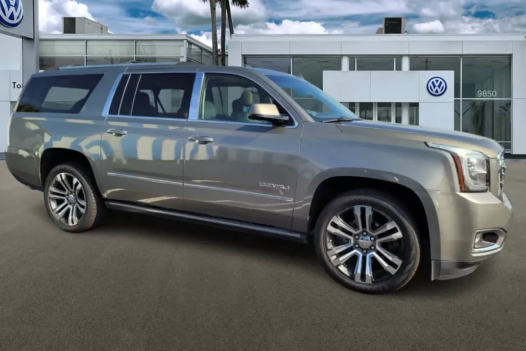 2018 Gmc Yukon XL Denali photo 1