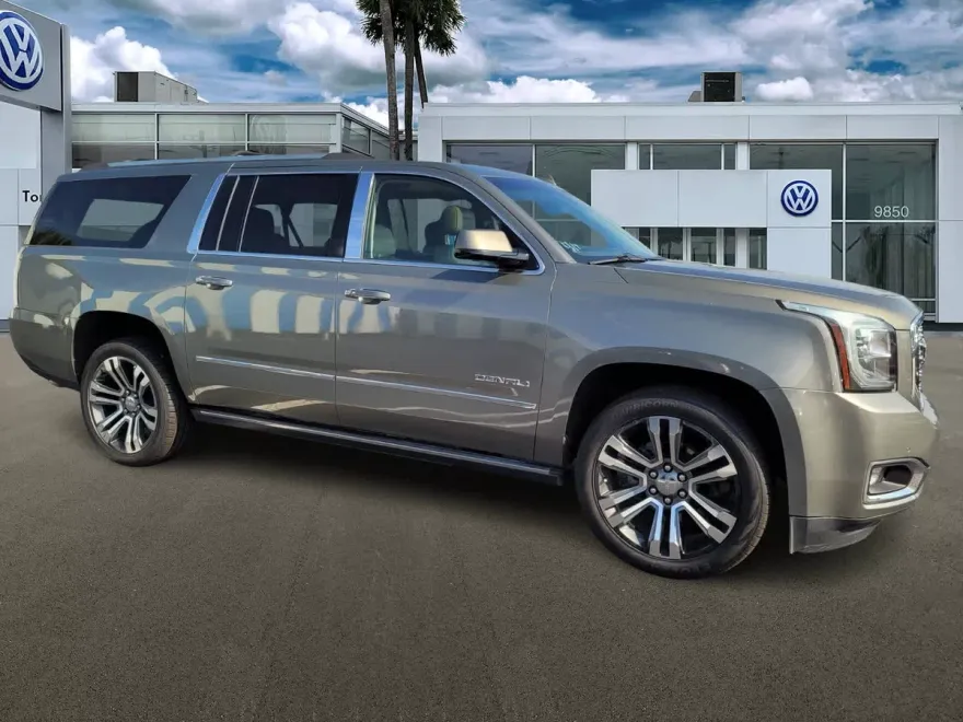 2018 Gmc Yukon XL Denali photo 1