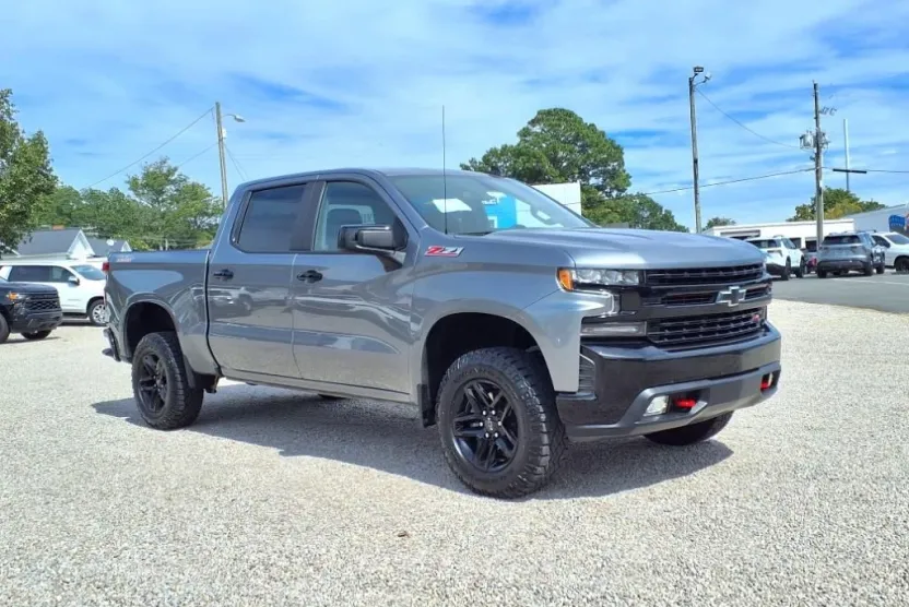 2022 Chevrolet Silverado 1500 LT Trail Boss photo 1