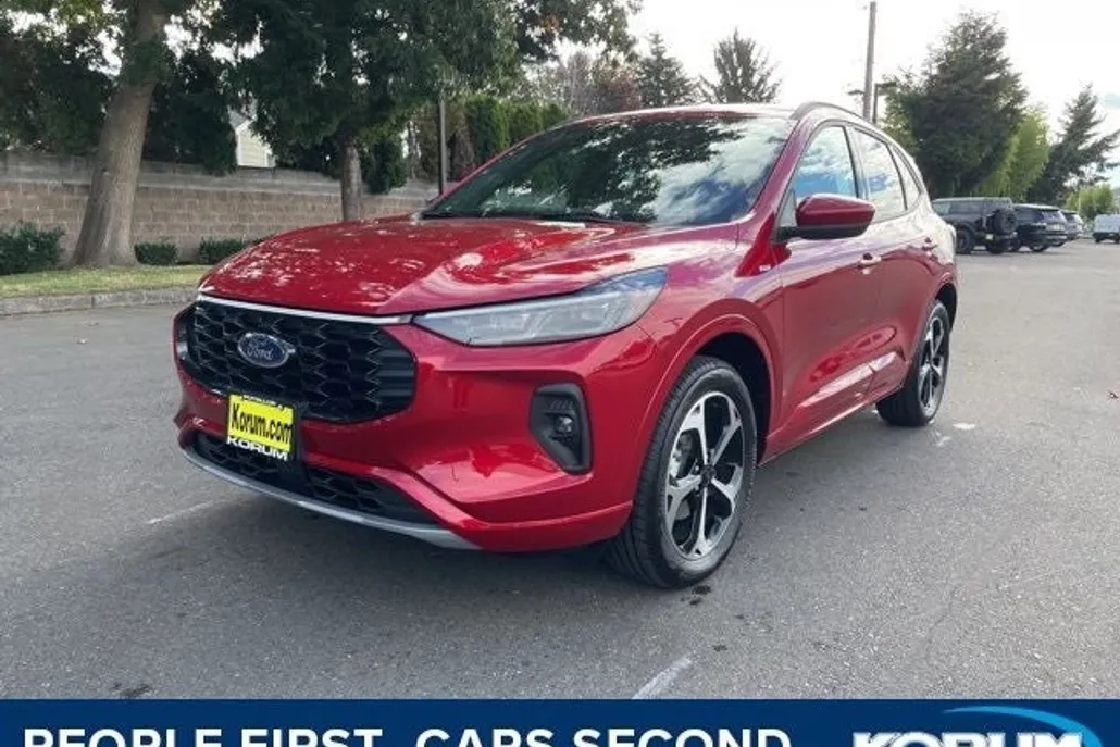 2025 Ford Escape Elite photo 1