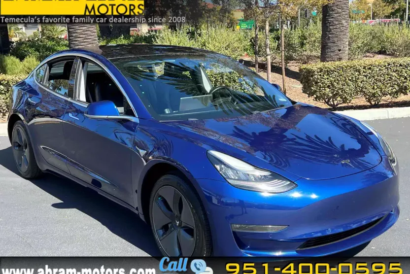 2018 Tesla Model 3 Long Range photo 1