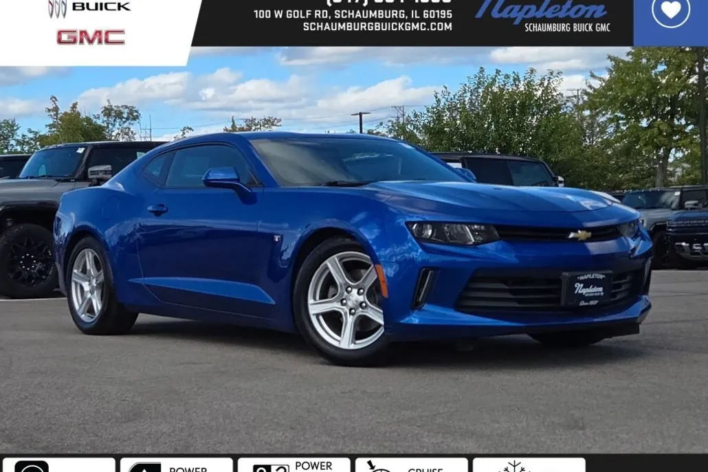 2017 Chevrolet Camaro 1LT photo 1