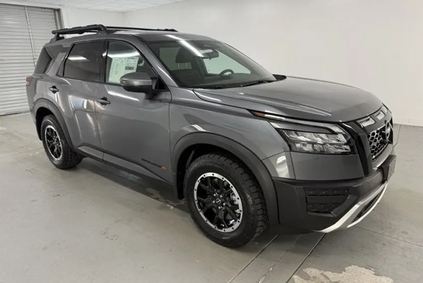 2025 Nissan Pathfinder Rock Creek photo 1