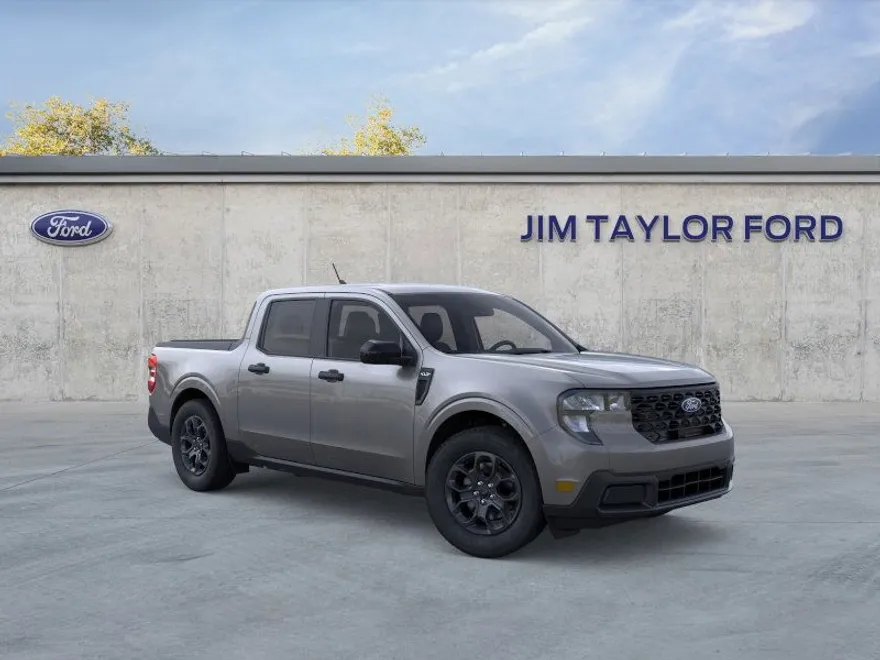 2025 Ford Maverick XLT photo 1