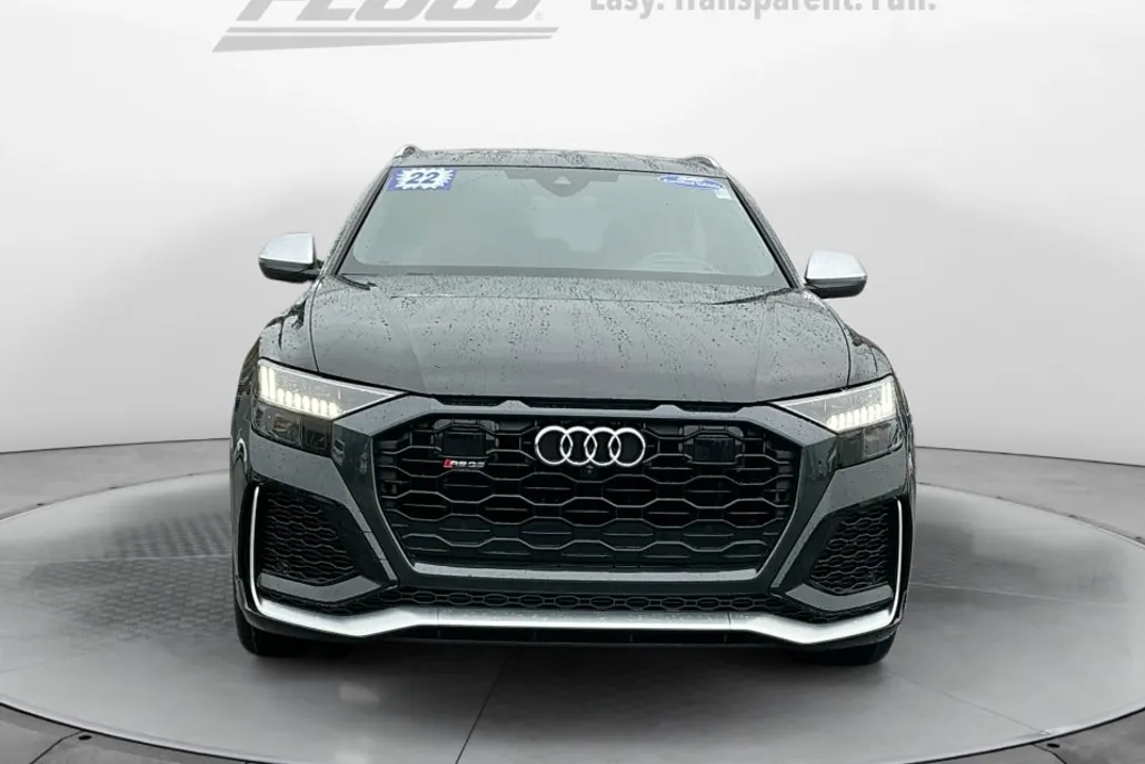 2022 Audi RS Q8 photo 1