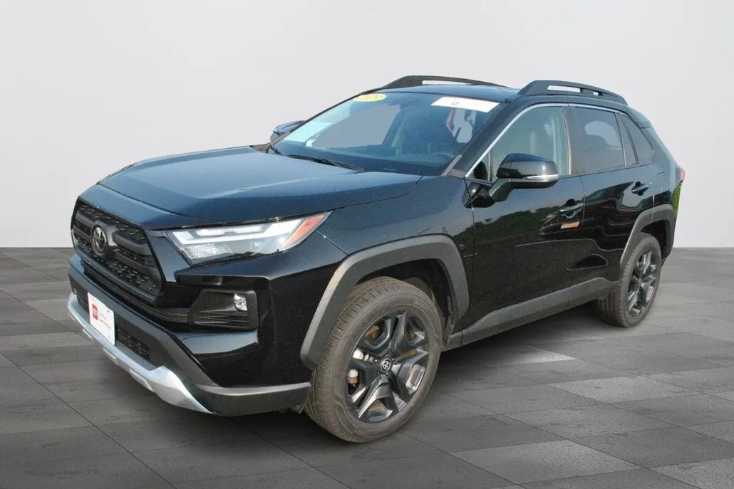 2023 Toyota RAV4 Adventure photo 1