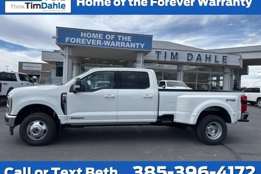 2026 Ford F-350 Lariat photo 1