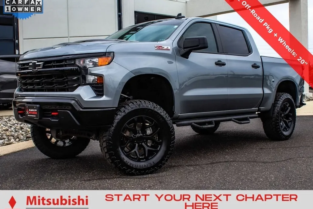 2024 Chevrolet Silverado 1500 Custom Trail Boss photo 1