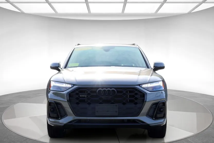 2023 Audi Q5 55 S line Prestige photo 1