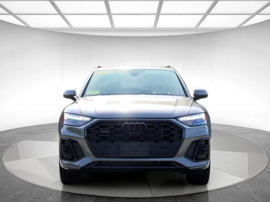 2023 Audi Q5 55 S line Prestige photo 1