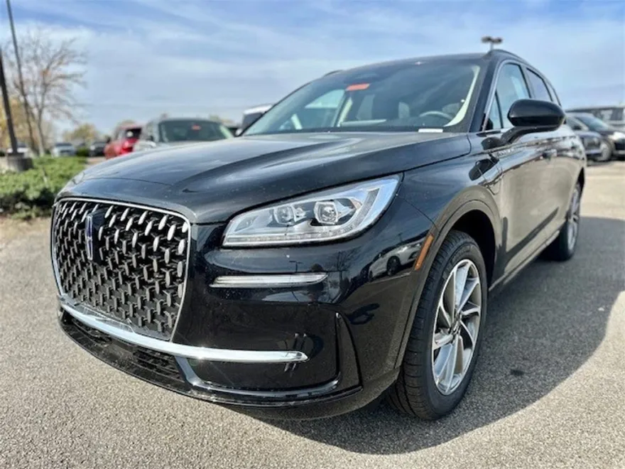 2025 Lincoln Corsair Grand Touring photo 1