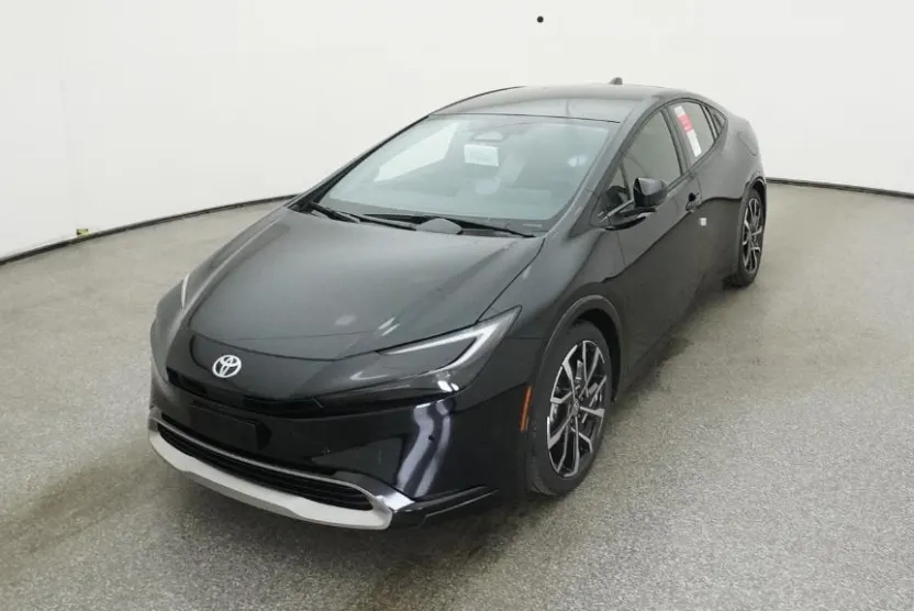 2026 Toyota Prius Plug-in Hybrid XSE photo 1