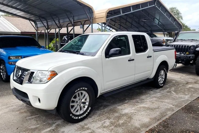 2019 Nissan Frontier Crew Cab SV photo 1