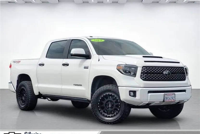 2019 Toyota Tundra SR5 Grade photo 1