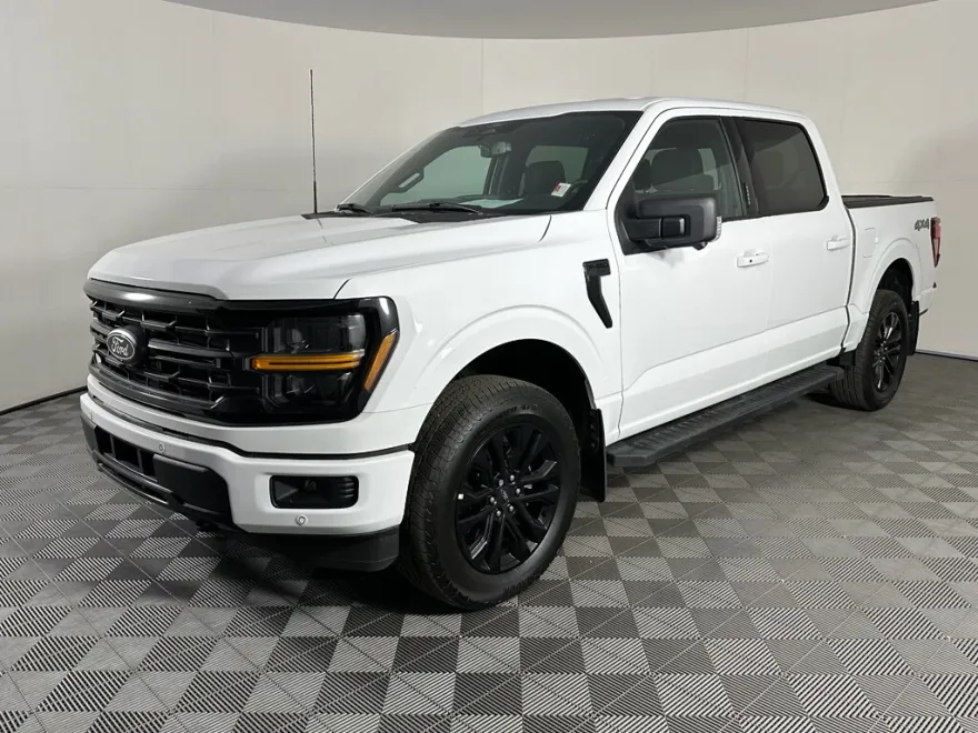 2024 Ford F-150 XLT photo 1