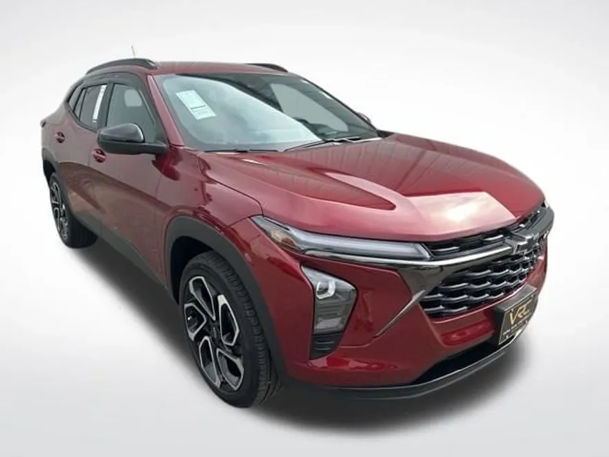 2024 Chevrolet Trax photo 1