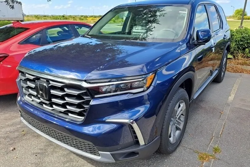 2025 Honda Pilot EX-L photo 1