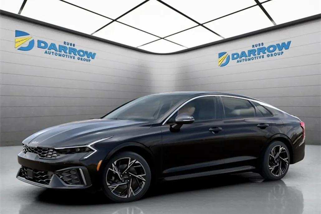 2025 Kia K5 GT-Line photo 1