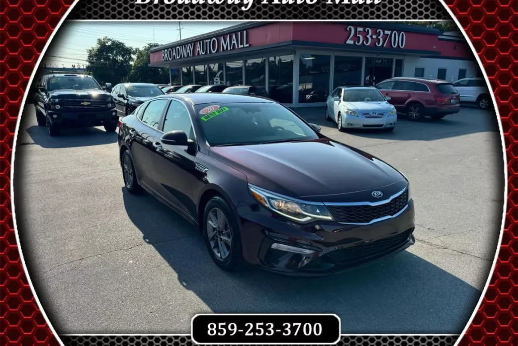 2020 Kia Optima LX photo 1