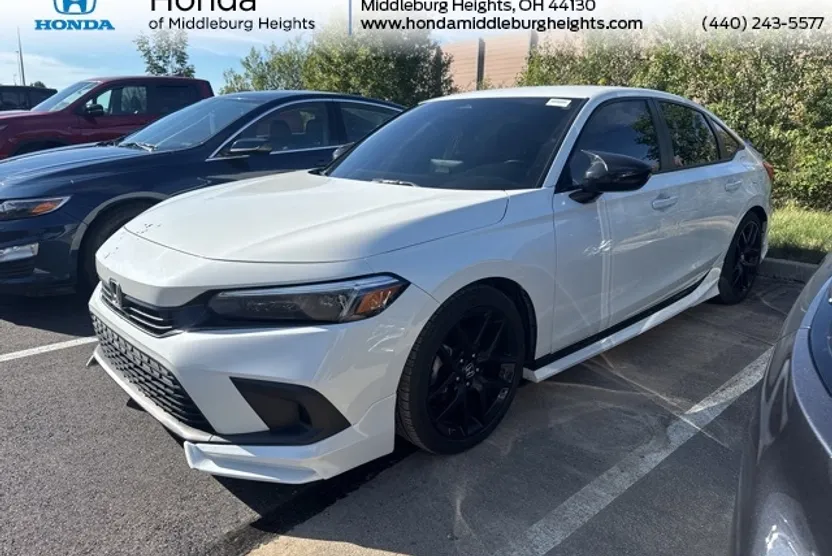 2024 Honda Civic Sport photo 1