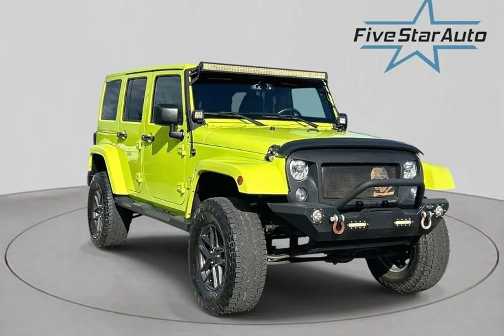 2017 Jeep Wrangler Unlimited Sahara photo 1