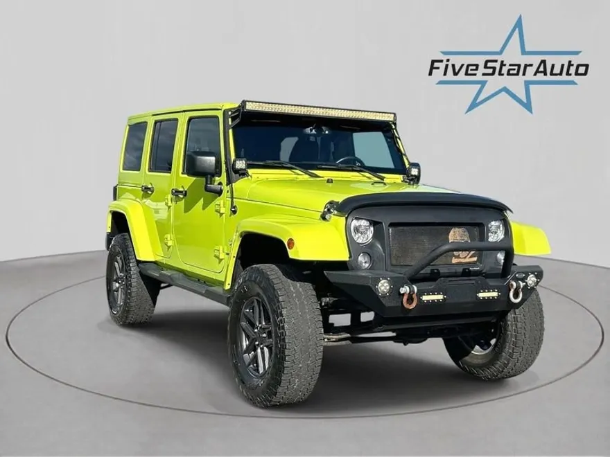 2017 Jeep Wrangler Unlimited Sahara photo 1