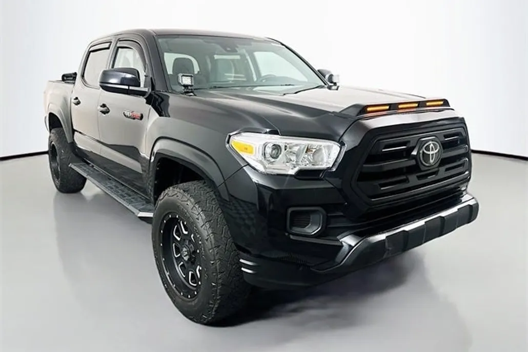 2019 Toyota Tacoma SR photo 1
