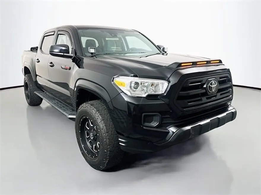 2019 Toyota Tacoma SR photo 1