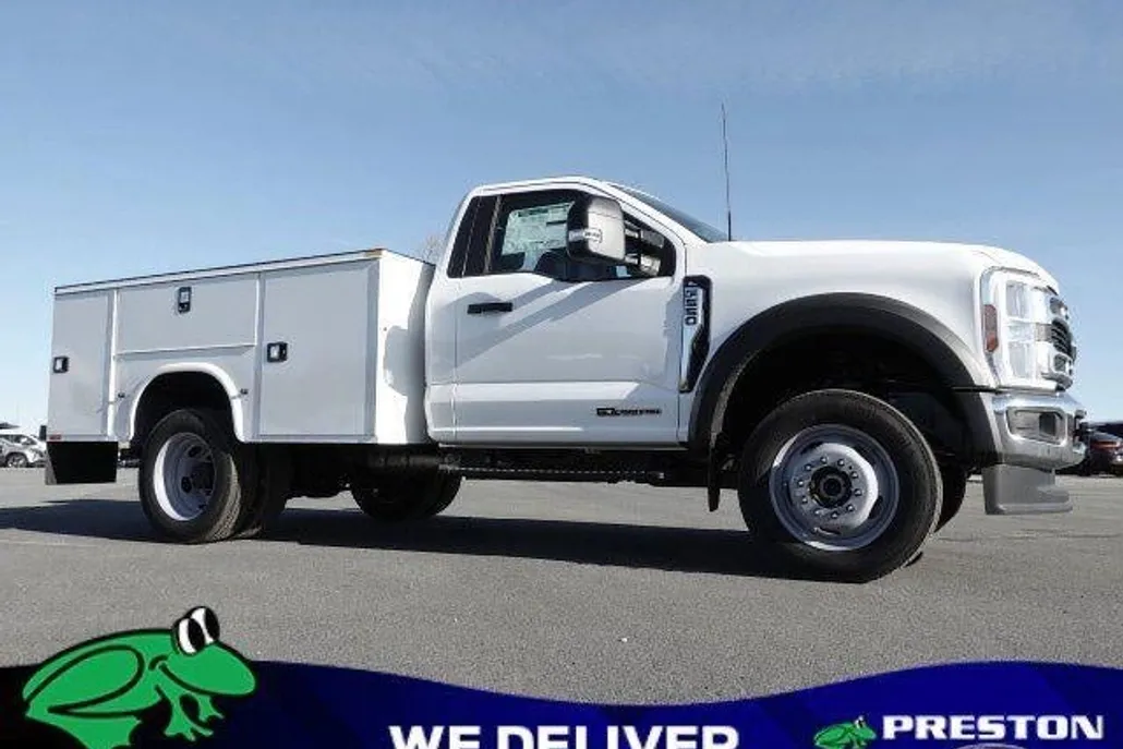 2024 Ford F-550 XL photo 1