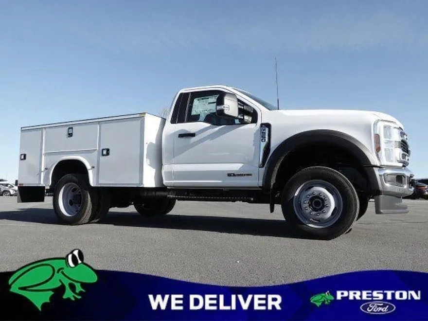 2024 Ford F-550 XL photo 1