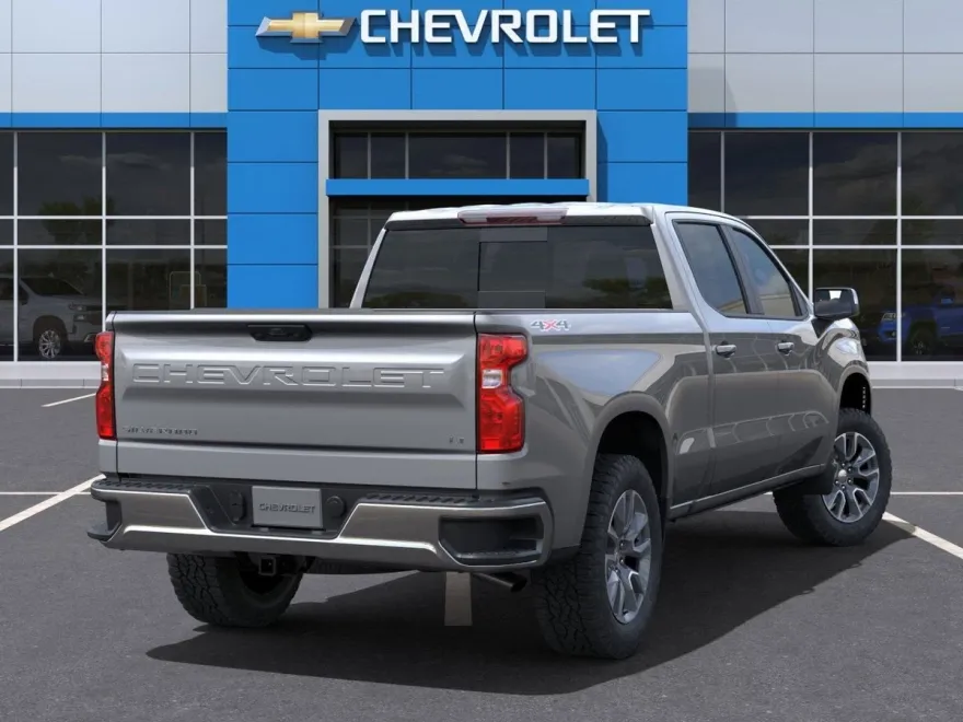 2025 Chevrolet Silverado 1500 LT photo 4