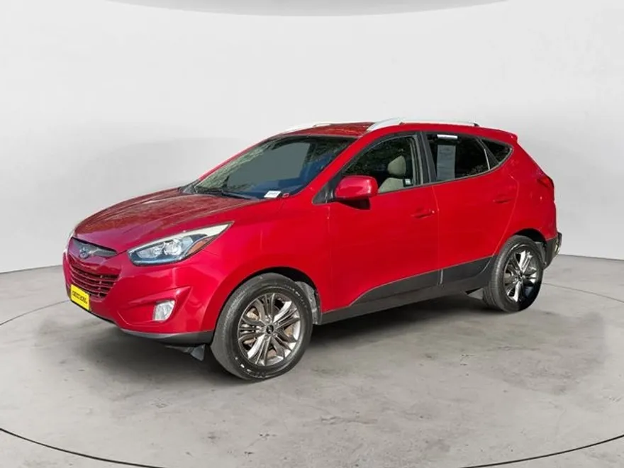 2014 Hyundai Tucson SE photo 1