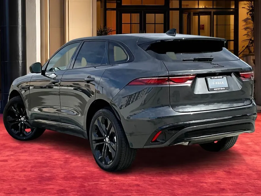 2025 Jaguar F-PACE P250 R-Dynamic S photo 1