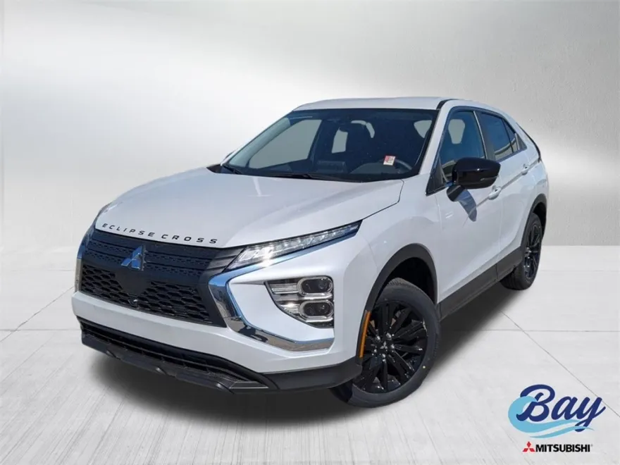 2025 Mitsubishi Eclipse Cross LE photo 1