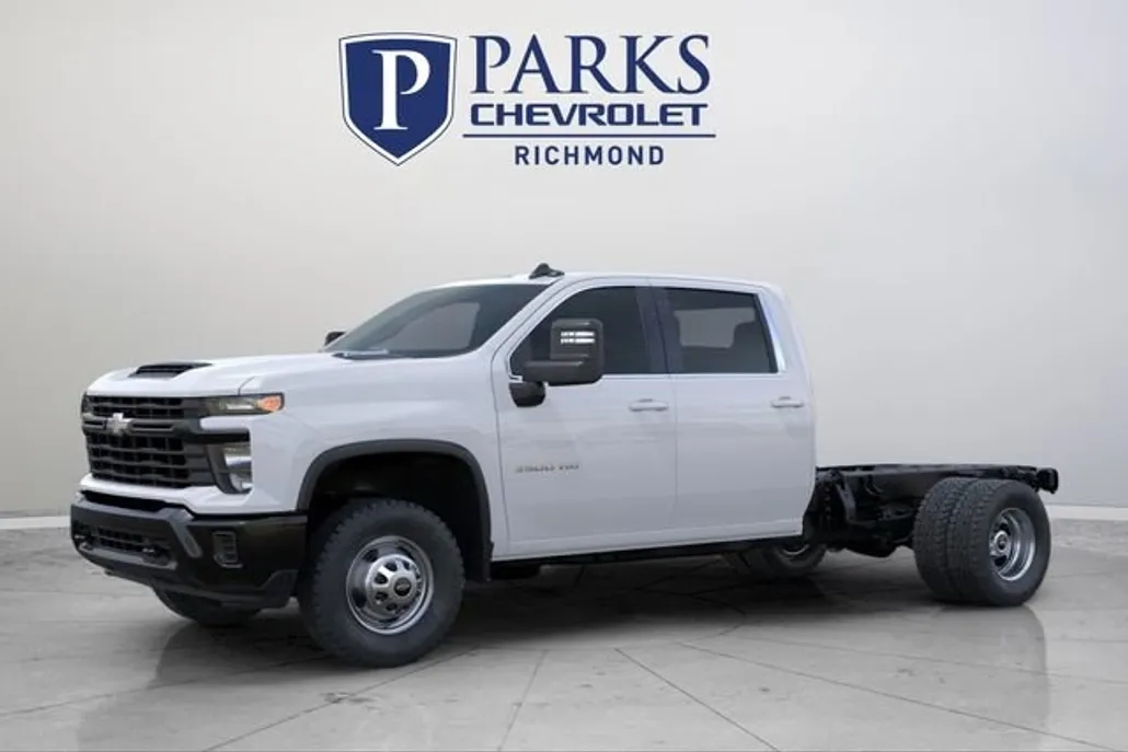 2025 Chevrolet Silverado 3500HD Work Truck photo 1